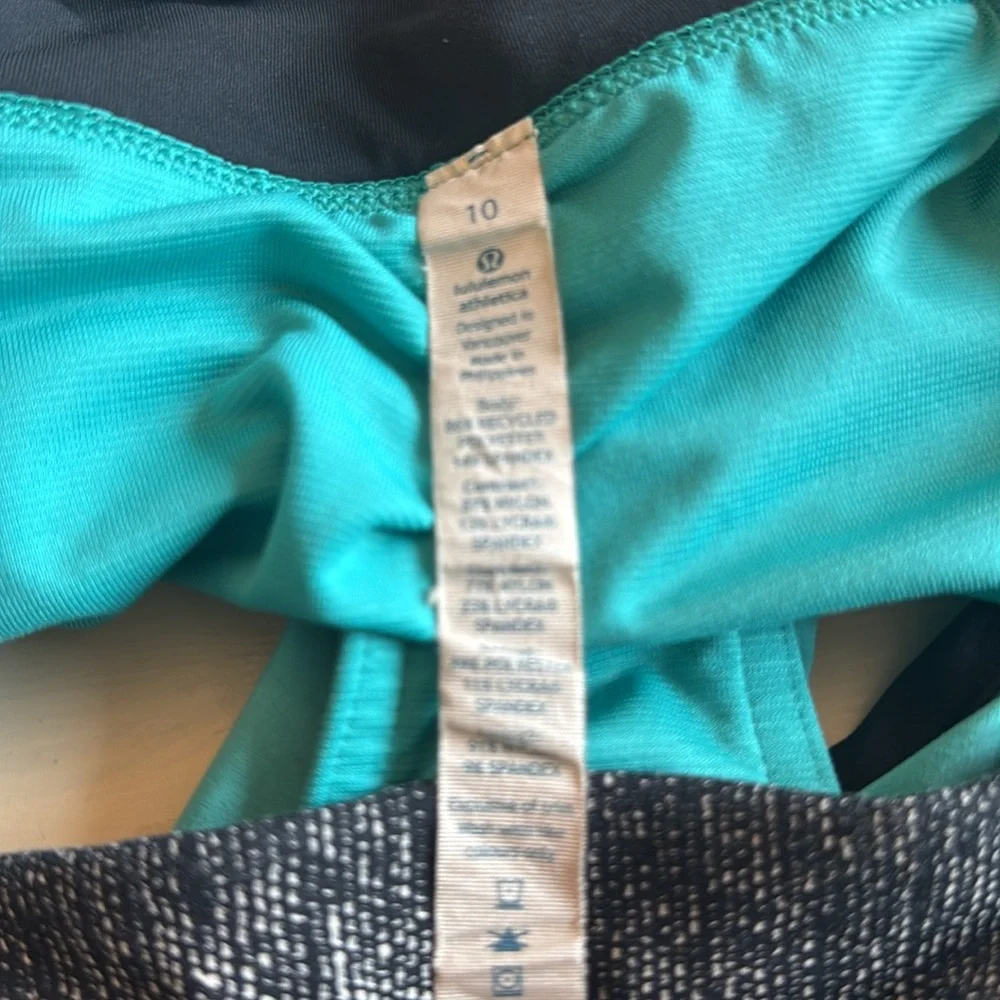 Lululemon Speed Short Turquoise Four-Way Stretch Short Size 10 - Picture 8 of 8